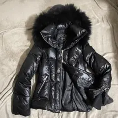 平成ギャル y2k　光沢　リアルファー付きダウン　黒　グランジ　パーカー　お兄系