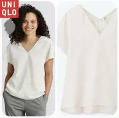 ユニクロ　ドレープVネックブラウス　Sサイズ