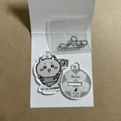 ちいかわ×Ｊリーグ トレーディングキーホルダーにもなるアクリルスタンド ちいかわ