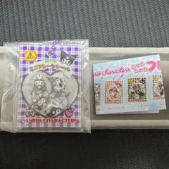 ガチャ　サンリオ　シャカシャカフレークシール風チャーム クロミ