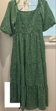 新品 小花柄 ワンピース