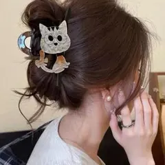 ヘアクリップ猫