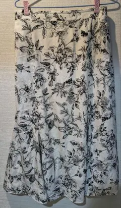 CLETTE　花柄 マーメイドスカート　ぽっちゃりサイズのサムネイル