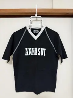 ANNA SUI 黒 Vネック 半袖Tシャツ