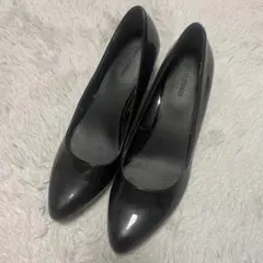 UNIQLO エナメルパンプス