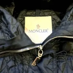MONCLER ナイロン　フード付きブルゾン　スプリングコート　ブラック
