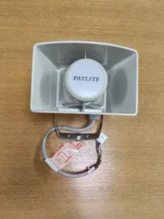 PATLITE シグナルホン ホーンスピーカー一体型回転灯 RT-100VF - メルカリ