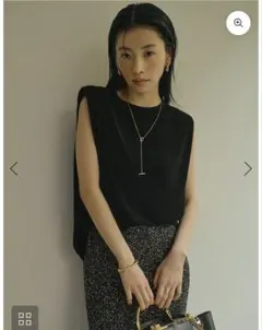 極美品⭐︎エストネーション ESTNATION ネックパールノースリーブニット 黒 極美品⭐︎エストネーション ESTNATION ネックパールノースリーブ
