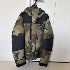 THE NORTH FACE カモフラージュダウンジャケット　バルトロダウン