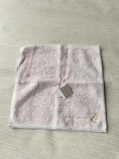 【新品・タグ付き】ローラアシュレイ タオルハンカチ ピンク 刺繍のサムネイル