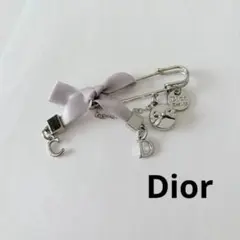 Dior ディオール　ピンバッジ　ブローチ　ノベルティ　CDロゴ　非売品