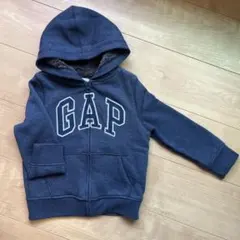 未使用　GAP 裏ボアジップアップパーカー 110cm