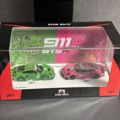SR 1/64 ポルシェ 911 GT3 ダブルパック グリーン＋ピンク恐竜