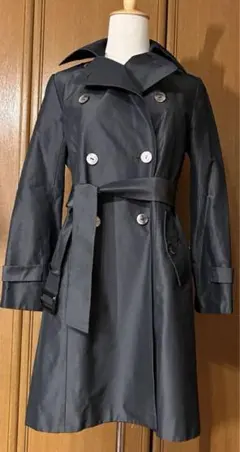 グレー トレンチコート