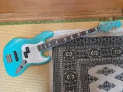 Fender Custom Shop Jazz - Green Sparkle