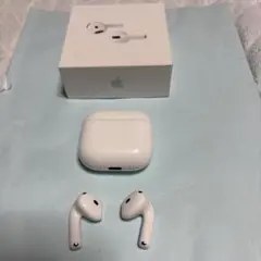 Apple AirPods 4本体 ホワイト 充電ケース付き