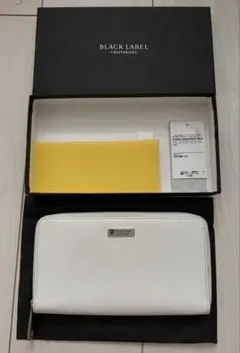 BLACK LABEL CRESTBRIDGE 長財布のサムネイル