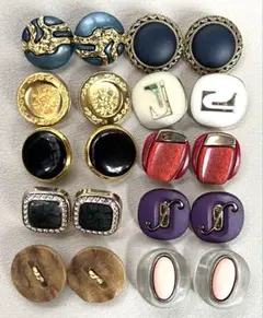 プラスチックボタンJ 2.3〜2.5cm - メルカリ