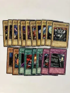 遊戯王 カード 英語版 19枚