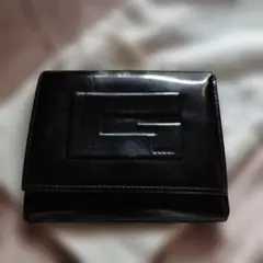 GUCCI✫ブラック　エナメル３つ折財布