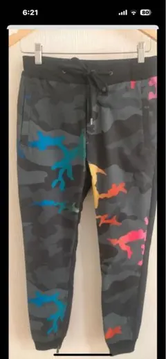 美品⚫LUXE163AKMBB カモ柄 トラックジョガーパンツ S