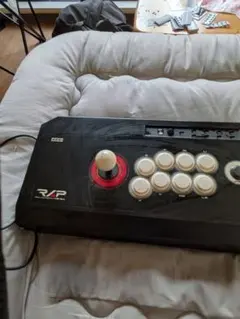 HORI REAL ARCADE PRO.V3-SA コントローラー ですのサムネイル