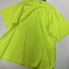 バレンシアガ　パンチング加工 Tシャツ ネオンイエロー　タグ付き新品のサムネイル