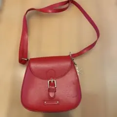 組曲　赤いショルダーバッグ Kチャーム付き
