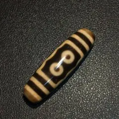蓮師法帽天珠！めちゃ珍しい！パワーズドーンとくる！ 蓮師法帽天珠！めちゃ珍しい！パワーズドーンとくる！ - メルカリ