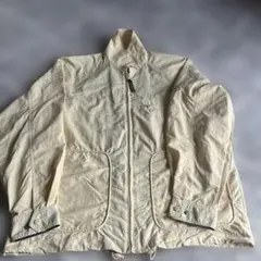 クリーム色 ジッパー付き カジュアルジャケット