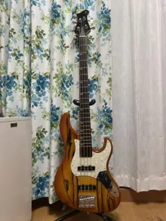即戦力】Real Bossa Design UJB-5 5弦ベース【希少】 - メルカリ