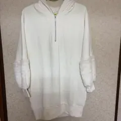 CECIL Mc BEE ファー付き ハーフジップ ワンピース ホワイト M