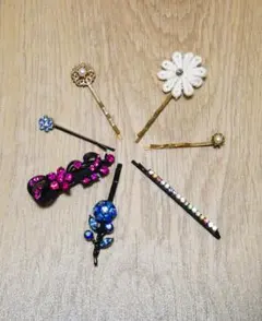 多彩なデザインのヘアピン７個セット