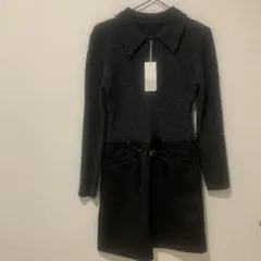 グレーのニットミニワンピース