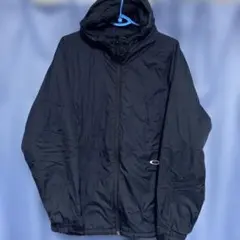 オークリー 中綿 ナイロン ジャケット 黒 XLサイズ FOA404119