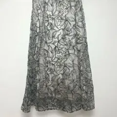 【美品】Avai アベイル RagOut フラワー 刺繍 ロングスカートのサムネイル