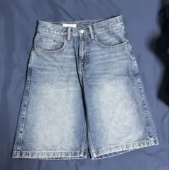 ZARA ライトブルー デニムショートパンツ