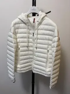 美品 モンクレール 21-22AW 刺繍ロゴ ダウンニット パーカー 14A 