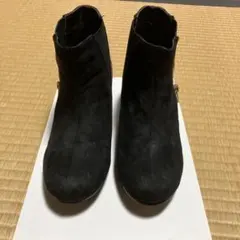 ショートブーツ黒
