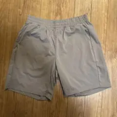 UNIQLO ハーフパンツ ベージュ