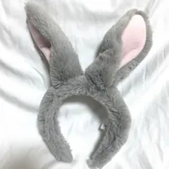 Item thumbnail for item 7196e43b-7b83-484f-a37f-da359c51678d