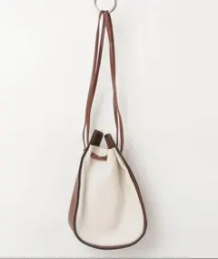 Item thumbnail for item 3e15cf2a-59f7-41d8-a687-96c68b1accc3