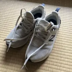 New Balance ランニングシューズ ホワイト25.5