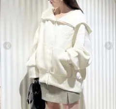 スナイデル　ボリュームパーカー SWCT245078 アイボリー