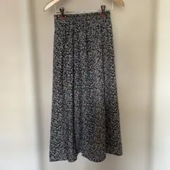 【GU】ジーユー 花柄フレアロングスカート 未着用品