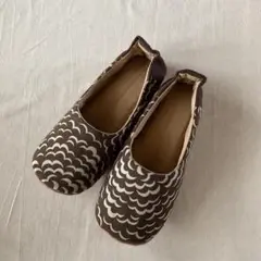ルームシューズ　ハンドメイド　 M リバティ　パフ