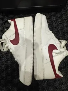 NIKEエアフォースワン '07 "White Team Red"（希少）
