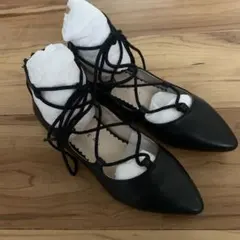 新品　ブラック ポインテッドトゥ フラットシューズ　S size