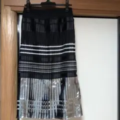 ARTISAN プリーツスカート ブラック シルバー チェックのサムネイル