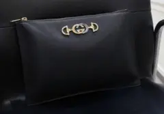 GUCCI ブラック クラッチバッグ